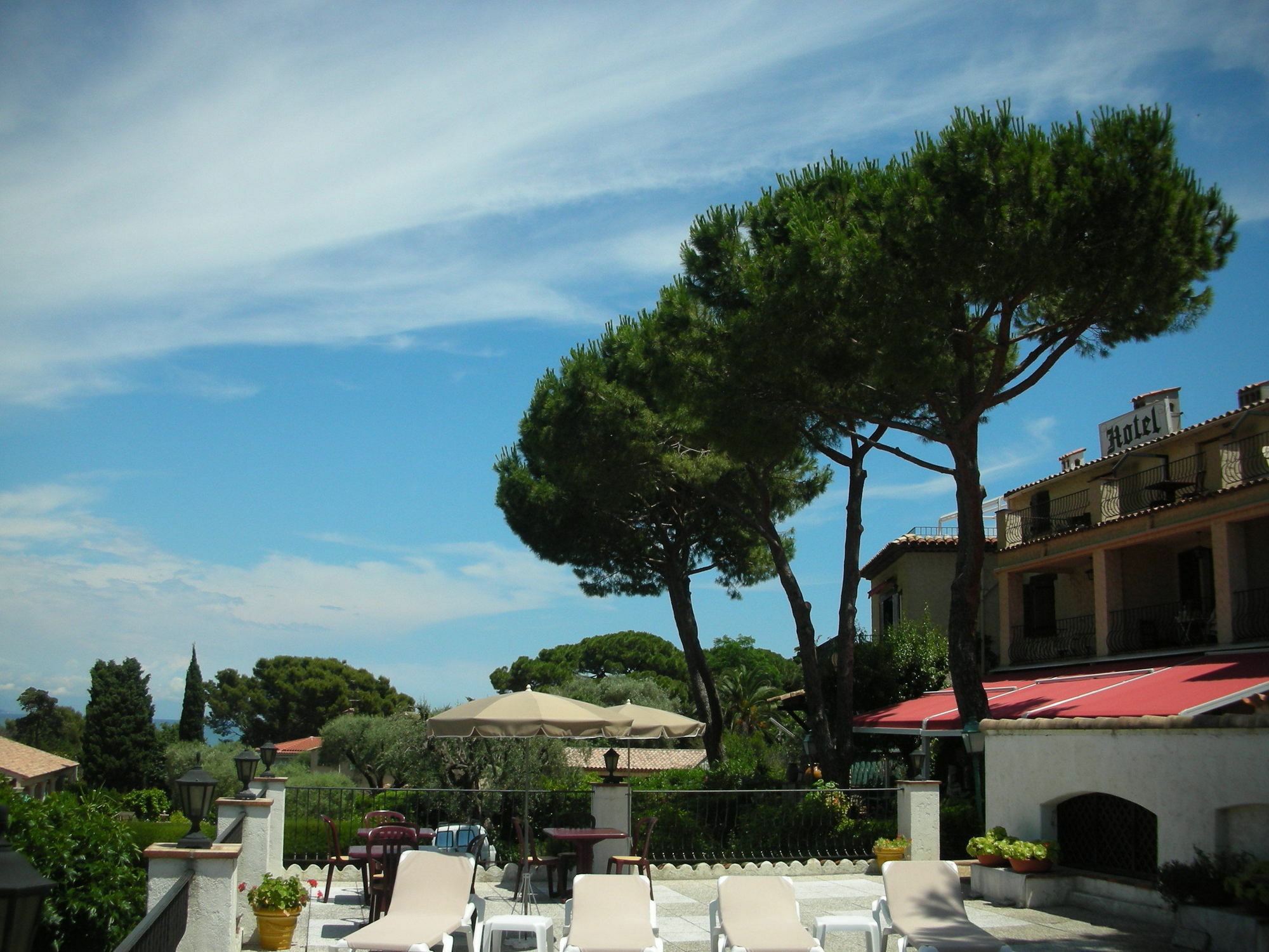 Hotel Castel Garoupe Antibes Exterior foto