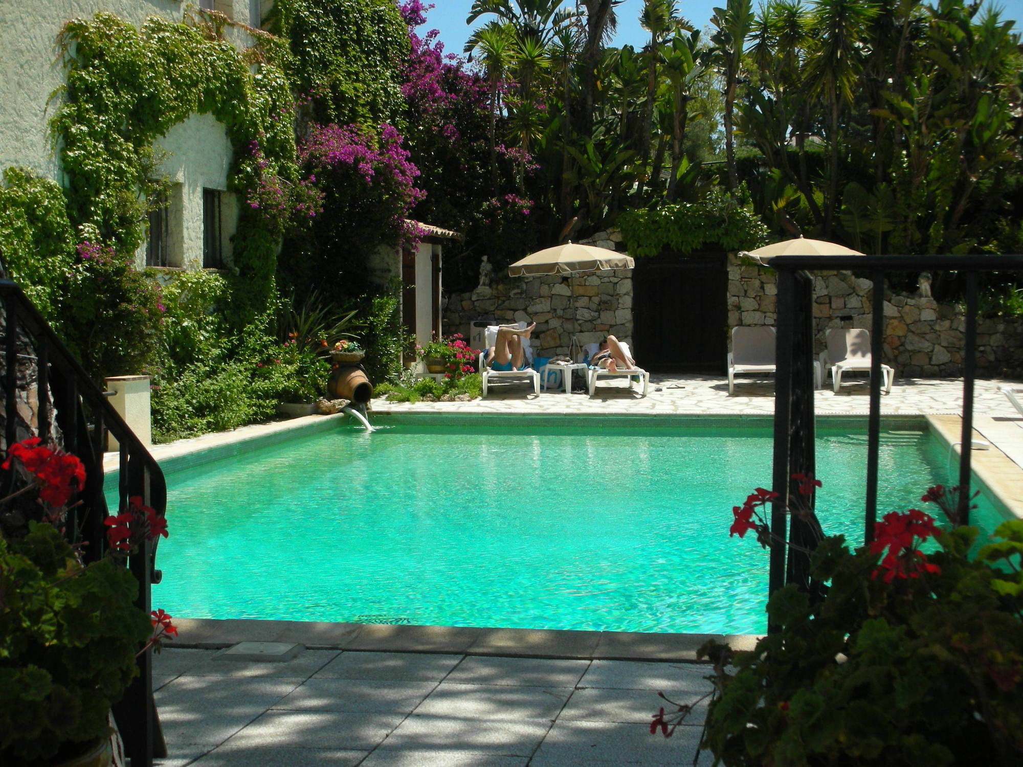 Hotel Castel Garoupe Antibes Exterior foto